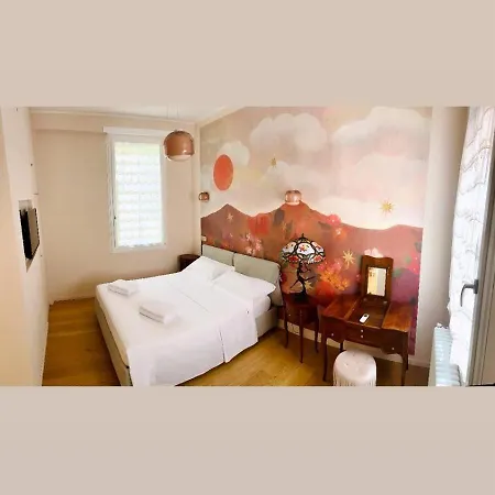 Independent House- Heart Of